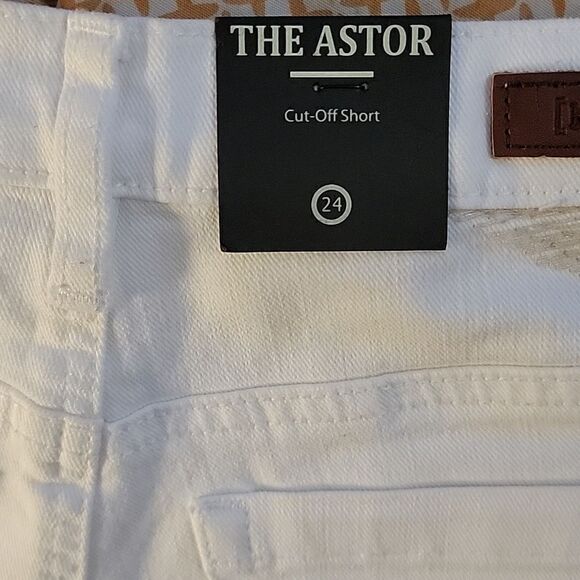 Blank NYC The Astor White Cut-Off Shorts - Picture 5 of 6